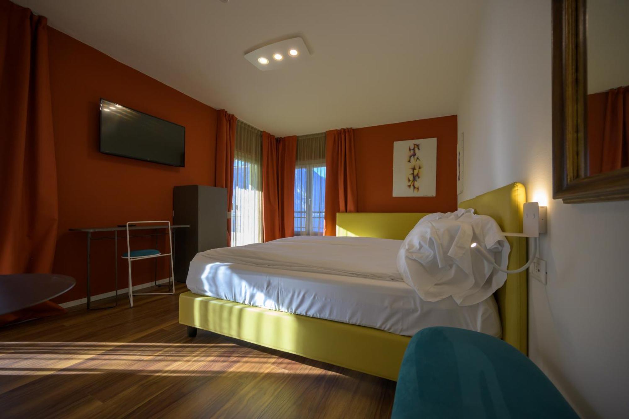 Paradiso Hotel